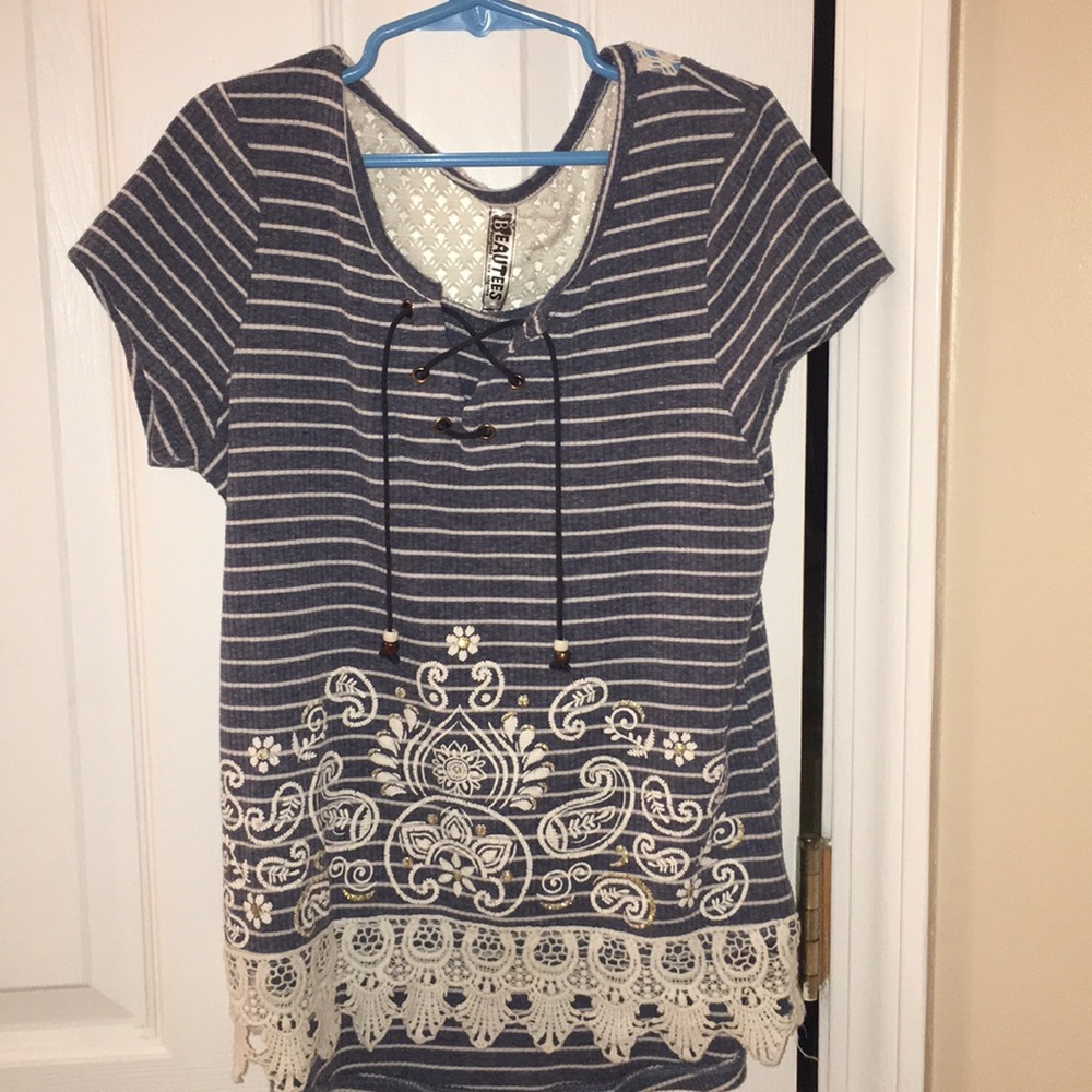 Girls/teen cute shirt.